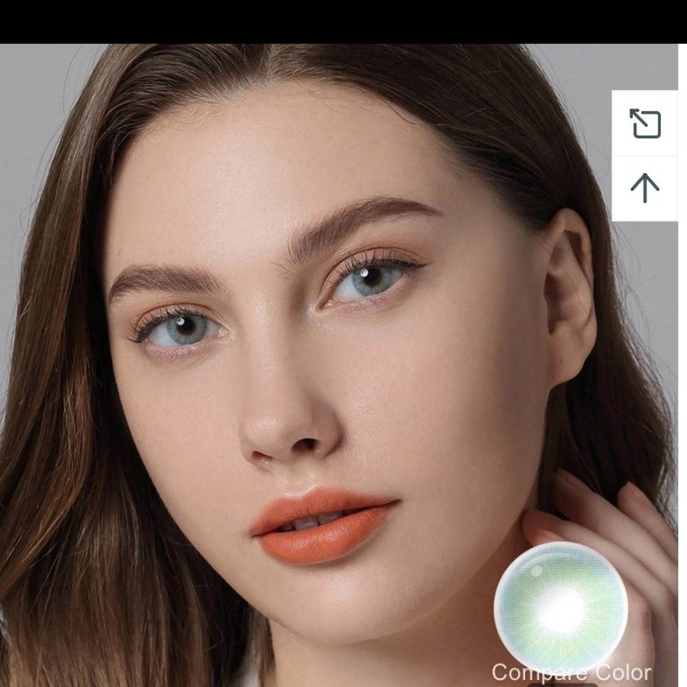 Topaz Eye Color - Picture 2 of 3